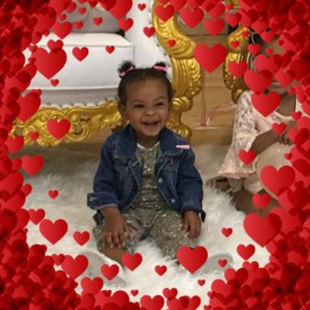 Meet your Posher, Chenell